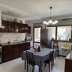 Apartman Family & Pet Friendly & Fast Wi-fi