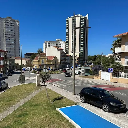 Family & Pet Friendly & Fast Wi-fi Apartman
